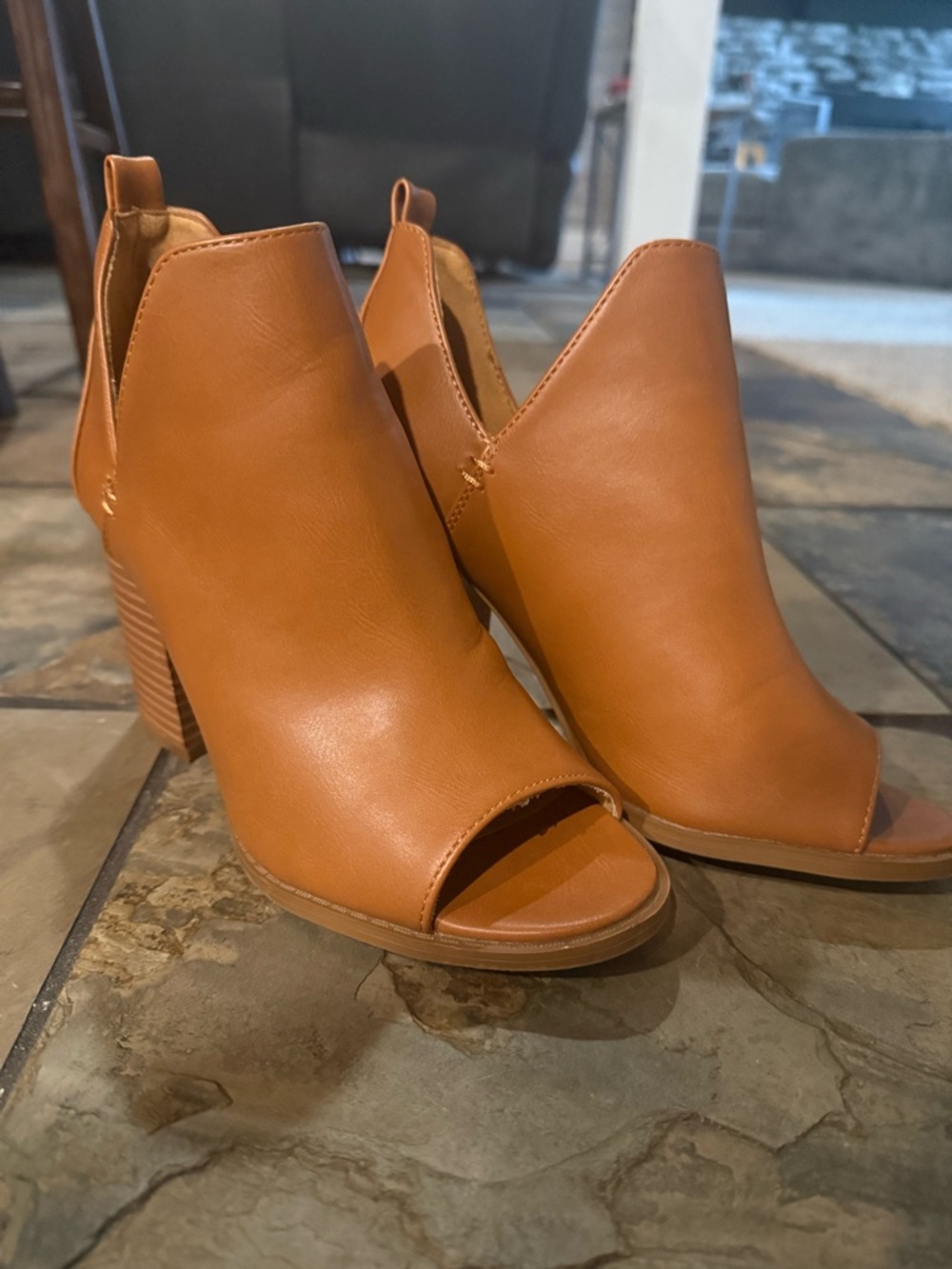 Pink Lily Tan Open-Toe Block Heel Booties & Bag Bundle